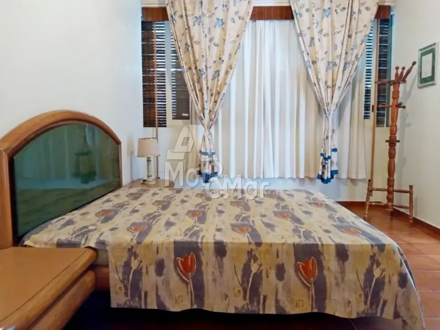 Apartamento com 3 quartos à venda, 200m2 em Pitangueiras, Guaruja - SP - imagem 3 Foto 3 de Apartamento com 3 quartos à venda, 200m2 em Pitangueiras, Guaruja - SP