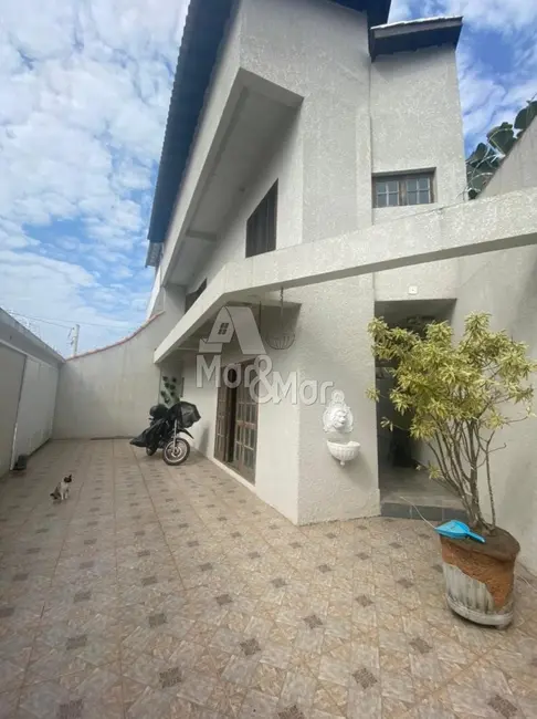 Foto 1 de Casa com 2 quartos à venda, 250m2 em Jardim Primavera, Guaruja - SP