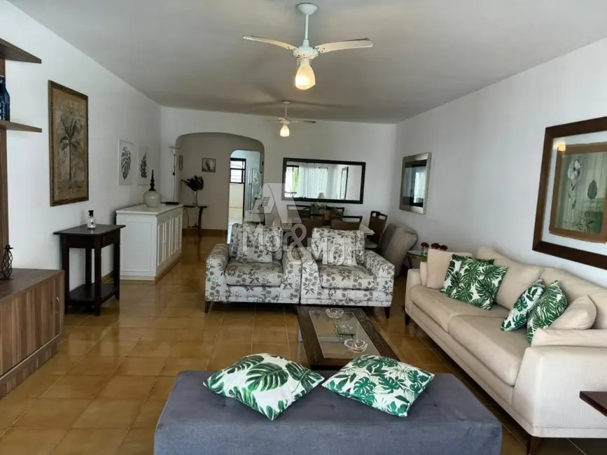 Foto 8 de Apartamento com 3 quartos para alugar, 175m2 em Pitangueiras, Guaruja - SP