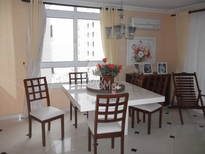 Foto 7 de Apartamento com 3 quartos para alugar, 180m2 em Pitangueiras, Guaruja - SP