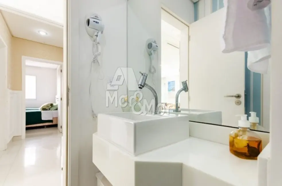 Apartamento com 3 quartos à venda, 175m2 em Pitangueiras, Guaruja - SP - imagem 5 Foto 5 de Apartamento com 3 quartos à venda, 175m2 em Pitangueiras, Guaruja - SP