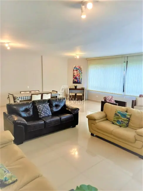 Foto 2 de Apartamento com 3 quartos à venda, 190m2 em Pitangueiras, Guaruja - SP