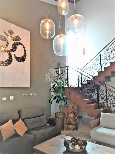 Foto 6 de Casa com 3 quartos à venda, 350m2 em Enseada, Guaruja - SP