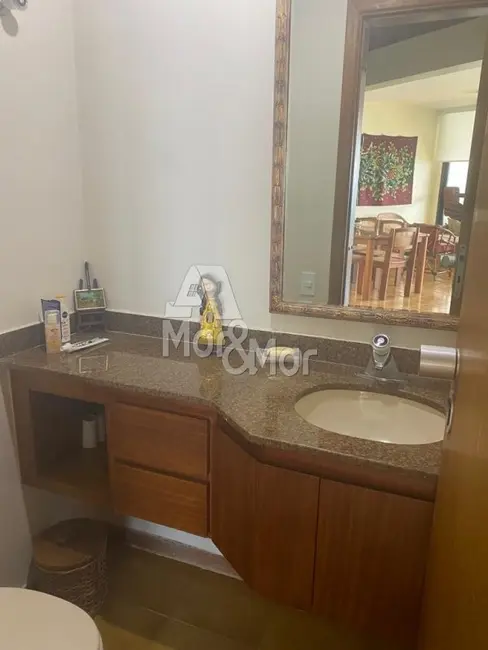 Foto 9 de Apartamento com 3 quartos à venda, 160m2 em Jardim Astúrias, Guaruja - SP