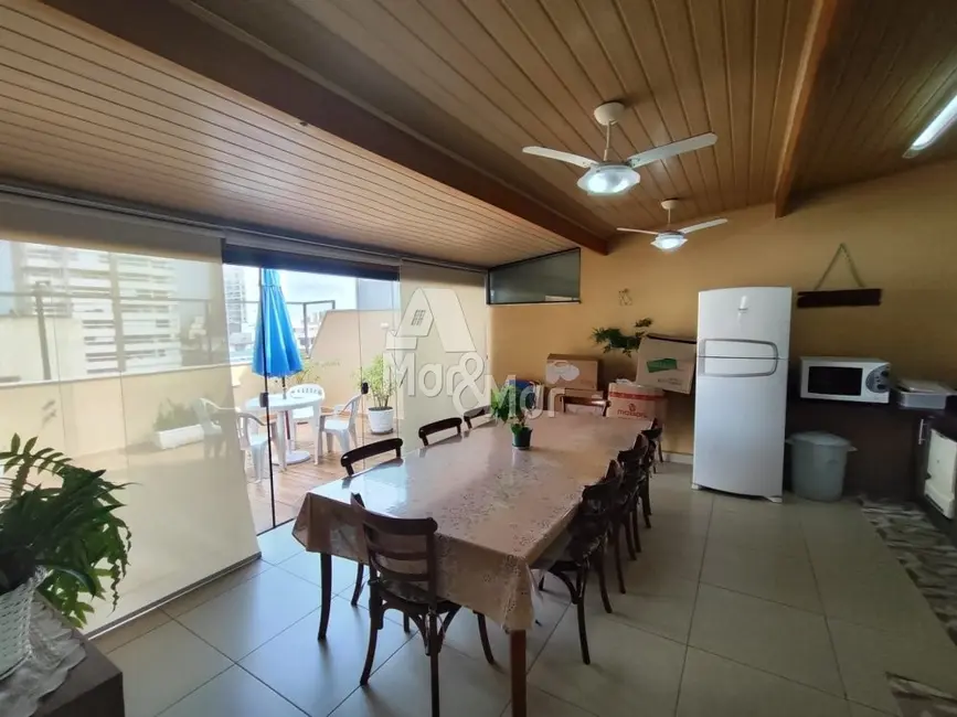 Foto 2 de Cobertura com 2 quartos à venda, 137m2 em Jardim Las Palmas, Guaruja - SP