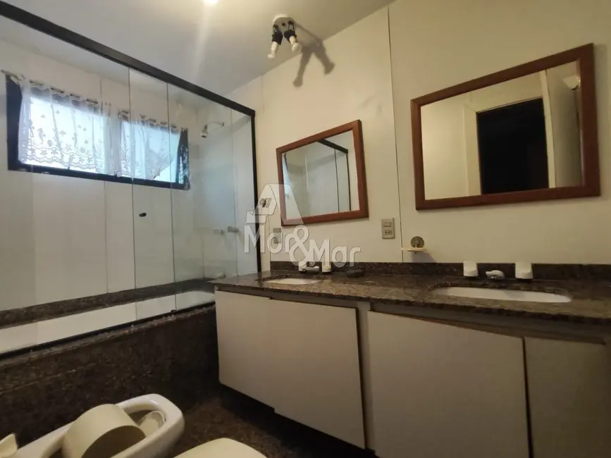 Apartamento com 4 quartos à venda, 210m2 em Pitangueiras, Guaruja - SP - imagem 8 Foto 8 de Apartamento com 4 quartos à venda, 210m2 em Pitangueiras, Guaruja - SP