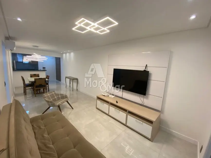 Foto 6 de Apartamento com 3 quartos à venda, 118m2 em Jardim Astúrias, Guaruja - SP