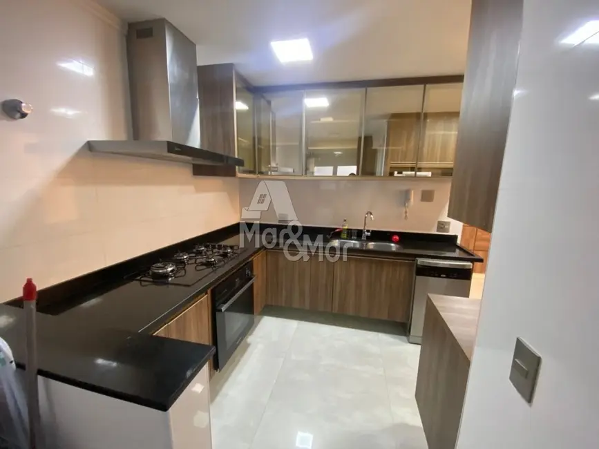 Foto 8 de Apartamento com 3 quartos à venda, 118m2 em Jardim Astúrias, Guaruja - SP
