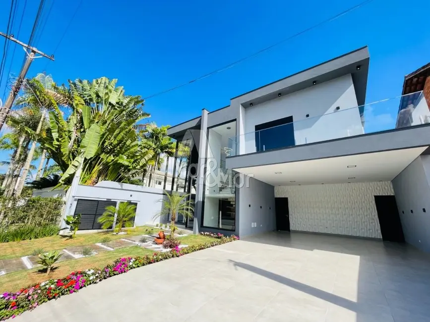 Casa de Condomínio com 6 quartos à venda, 525m2 em Jardim Acapulco, Guaruja - SP - imagem 6 Foto 6 de Casa de Condomínio com 6 quartos à venda, 525m2 em Jardim Acapulco, Guaruja - SP