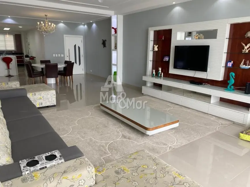 Foto 9 de Apartamento com 3 quartos à venda, 190m2 em Pitangueiras, Guaruja - SP