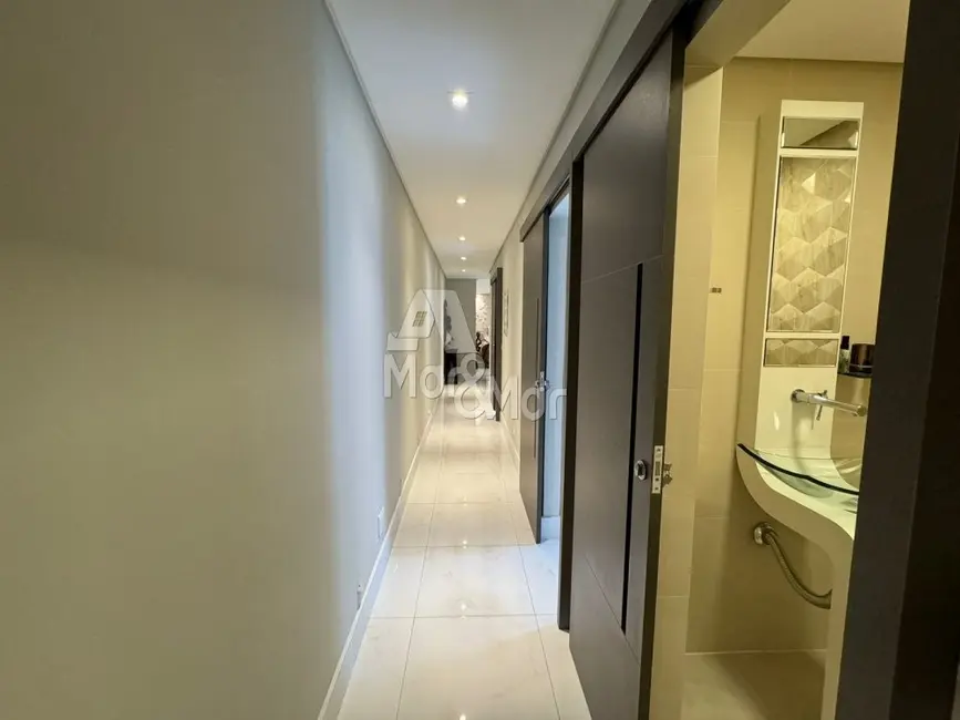 Loft / Flat com 3 quartos à venda, 113m2 em Pitangueiras, Guaruja - SP - imagem 8 Foto 8 de Loft / Flat com 3 quartos à venda, 113m2 em Pitangueiras, Guaruja - SP