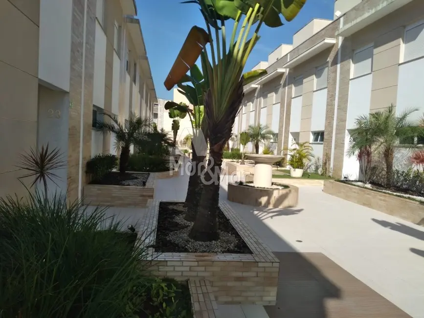 Foto 4 de Casa com 4 quartos à venda, 220m2 em Enseada, Guaruja - SP