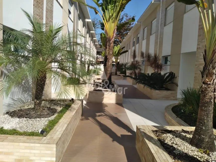 Foto 3 de Casa com 4 quartos à venda, 220m2 em Enseada, Guaruja - SP