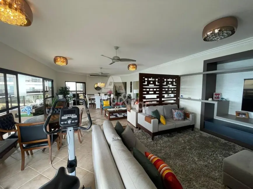 Foto 6 de Apartamento com 4 quartos à venda, 251m2 em Jardim Astúrias, Guaruja - SP