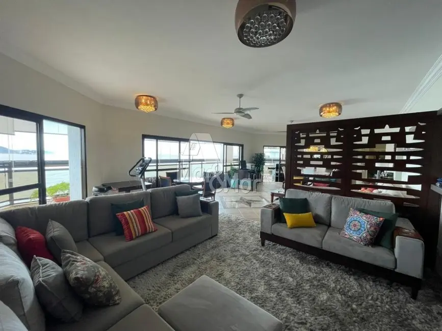 Foto 5 de Apartamento com 4 quartos à venda, 251m2 em Jardim Astúrias, Guaruja - SP