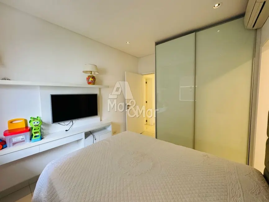 Apartamento com 3 quartos à venda, 176m2 em Pitangueiras, Guaruja - SP - imagem 6 Foto 6 de Apartamento com 3 quartos à venda, 176m2 em Pitangueiras, Guaruja - SP