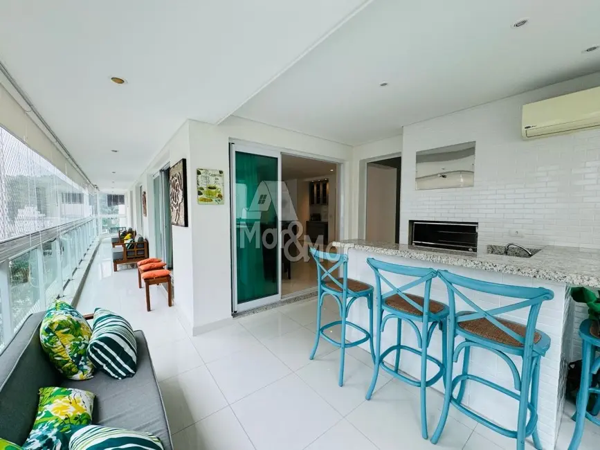 Apartamento com 3 quartos à venda, 176m2 em Pitangueiras, Guaruja - SP - imagem 1 Foto 1 de Apartamento com 3 quartos à venda, 176m2 em Pitangueiras, Guaruja - SP