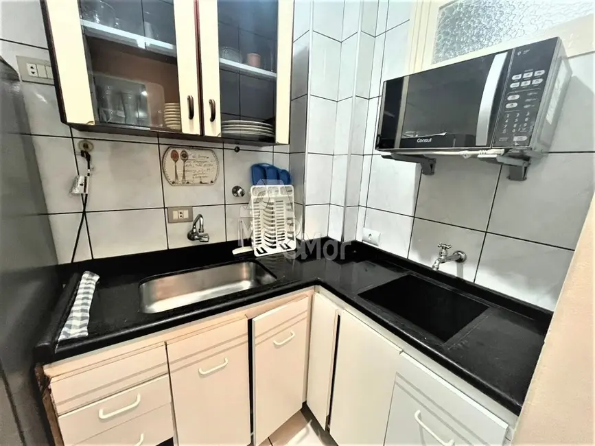 Apartamento com 1 quarto à venda, 50m2 em Pitangueiras, Guaruja - SP - imagem 6 Foto 6 de Apartamento com 1 quarto à venda, 50m2 em Pitangueiras, Guaruja - SP