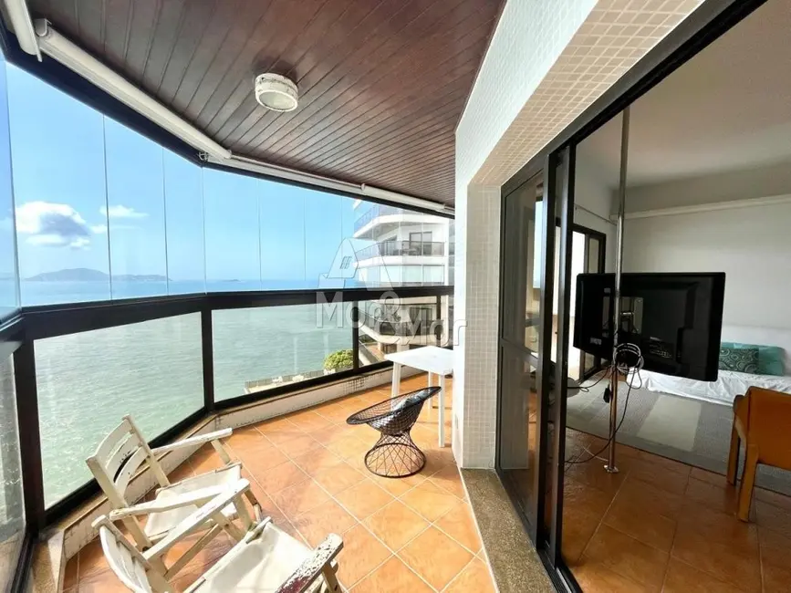 Foto 2 de Apartamento com 3 quartos à venda, 130m2 em Jardim Astúrias, Guaruja - SP