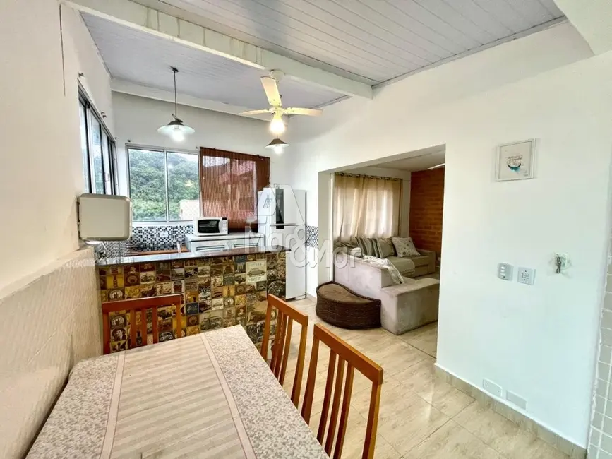 Cobertura com 3 quartos à venda, 68m2 em Enseada, Guaruja - SP - imagem 4 Foto 4 de Cobertura com 3 quartos à venda, 68m2 em Enseada, Guaruja - SP