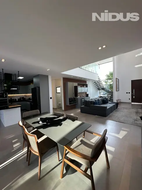 Foto 9 de Casa de Condomínio com 3 quartos à venda e para alugar, 326m2 em Votorantim - SP