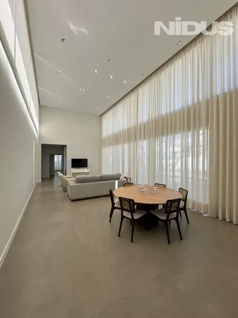 Casa de Condomínio com 4 quartos à venda, 436m2 em Jardim Residencial Chácara Ondina, Sorocaba - SP - imagem 8 Foto 8 de Casa de Condomínio com 4 quartos à venda, 436m2 em Jardim Residencial Chácara Ondina, Sorocaba - SP