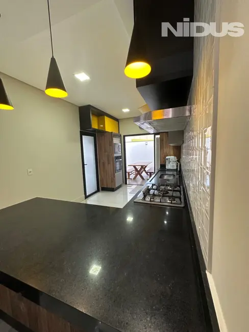 Foto 9 de Casa de Condomínio com 3 quartos à venda e para alugar, 200m2 em Votorantim - SP