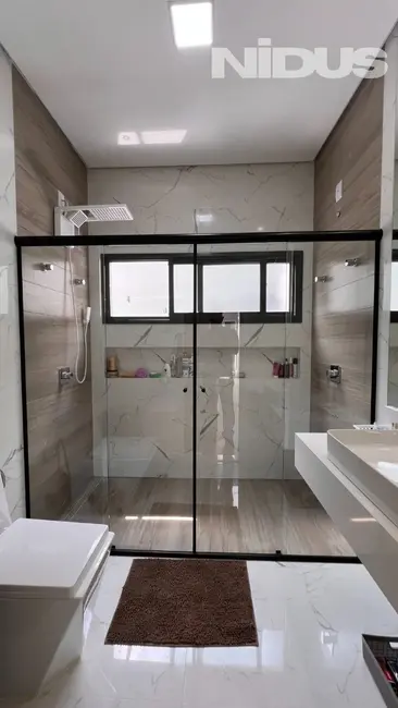 Casa de Condomínio com 3 quartos à venda, 303m2 em Brigadeiro Tobias, Sorocaba - SP - imagem 5 Foto 5 de Casa de Condomínio com 3 quartos à venda, 303m2 em Brigadeiro Tobias, Sorocaba - SP