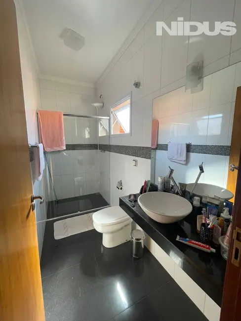 Casa com 3 quartos à venda, 180m2 em Jardim do Sol, Sorocaba - SP - imagem 2 Foto 2 de Casa com 3 quartos à venda, 180m2 em Jardim do Sol, Sorocaba - SP