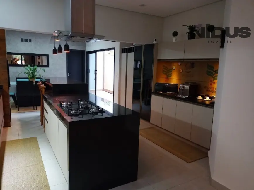 Casa com 2 quartos à venda, 217m2 em Jardim Residencial Chácara Ondina, Sorocaba - SP - imagem 5 Foto 5 de Casa com 2 quartos à venda, 217m2 em Jardim Residencial Chácara Ondina, Sorocaba - SP