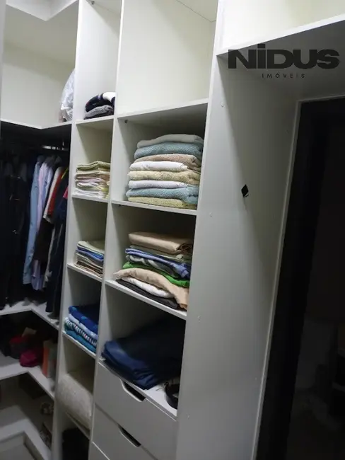 Casa com 2 quartos à venda, 217m2 em Jardim Residencial Chácara Ondina, Sorocaba - SP - imagem 9 Foto 9 de Casa com 2 quartos à venda, 217m2 em Jardim Residencial Chácara Ondina, Sorocaba - SP