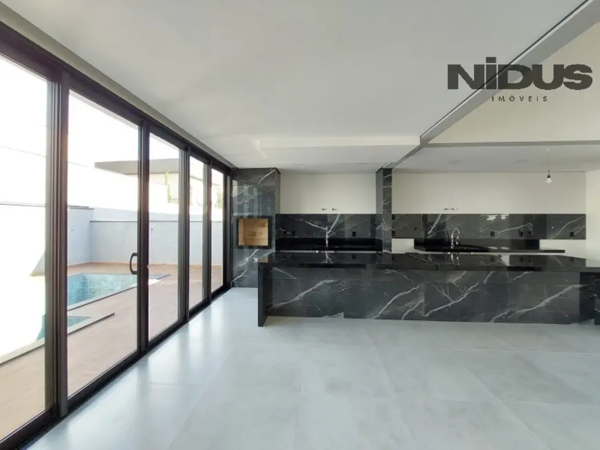 Casa de Condomínio com 3 quartos à venda, 245m2 em Alphaville Nova Esplanada, Votorantim - SP - imagem 3 Foto 3 de Casa de Condomínio com 3 quartos à venda, 245m2 em Alphaville Nova Esplanada, Votorantim - SP