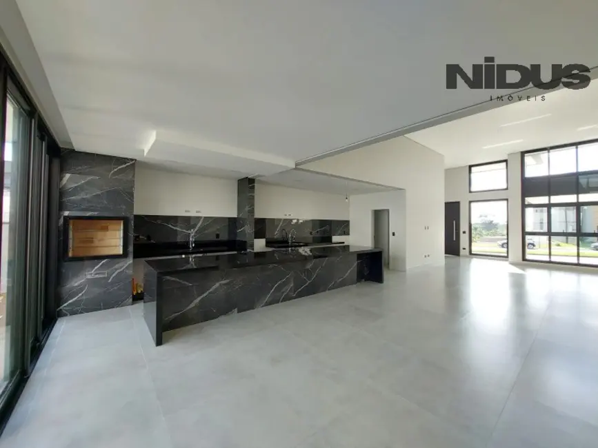 Casa de Condomínio com 3 quartos à venda, 245m2 em Alphaville Nova Esplanada, Votorantim - SP - imagem 6 Foto 6 de Casa de Condomínio com 3 quartos à venda, 245m2 em Alphaville Nova Esplanada, Votorantim - SP