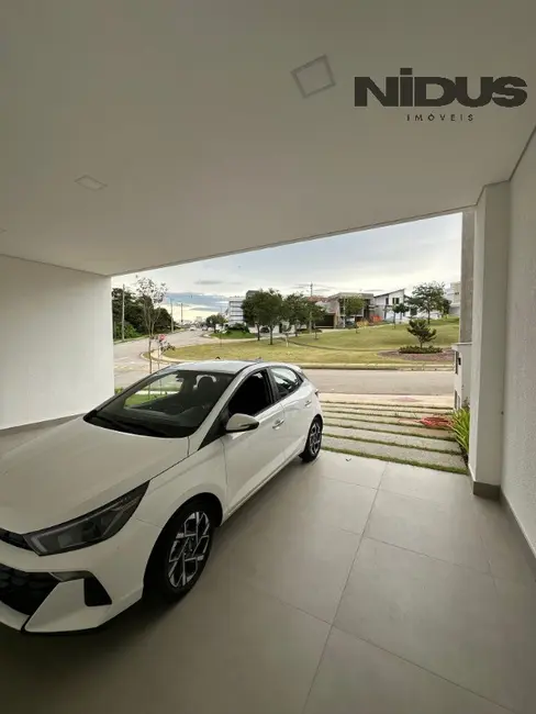 Casa de Condomínio com 4 quartos à venda, 352m2 em Jardim Residencial Chácara Ondina, Sorocaba - SP - imagem 3 Foto 3 de Casa de Condomínio com 4 quartos à venda, 352m2 em Jardim Residencial Chácara Ondina, Sorocaba - SP