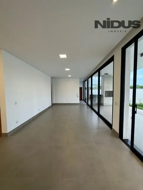 Casa de Condomínio com 4 quartos à venda, 352m2 em Jardim Residencial Chácara Ondina, Sorocaba - SP - imagem 4 Foto 4 de Casa de Condomínio com 4 quartos à venda, 352m2 em Jardim Residencial Chácara Ondina, Sorocaba - SP