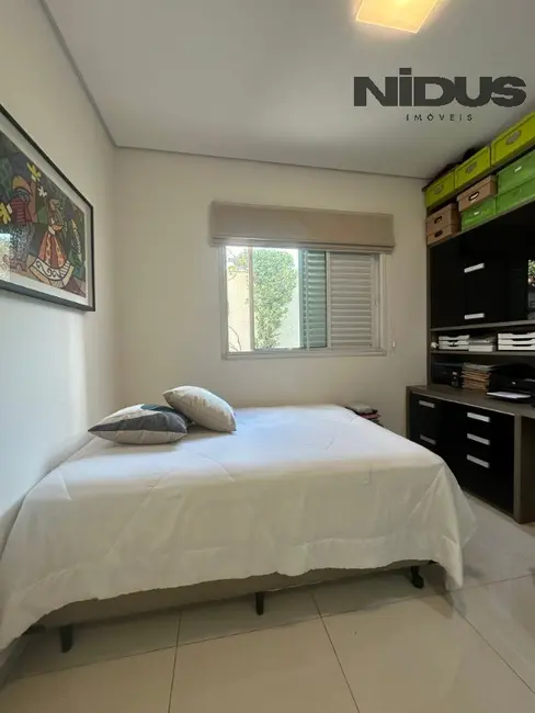 Casa de Condomínio com 3 quartos à venda, 255m2 em Jardim Residencial Mont Blanc, Sorocaba - SP - imagem 5 Foto 5 de Casa de Condomínio com 3 quartos à venda, 255m2 em Jardim Residencial Mont Blanc, Sorocaba - SP