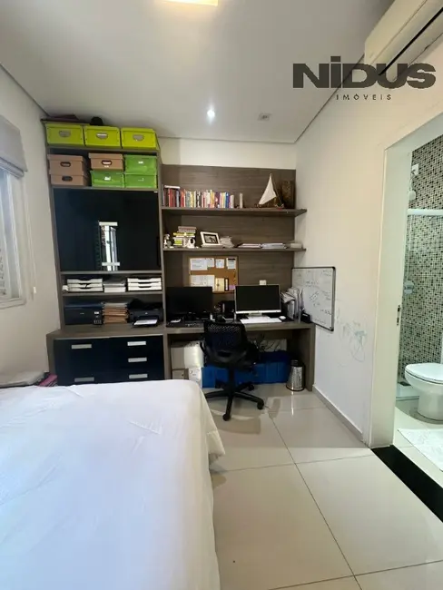 Casa de Condomínio com 3 quartos à venda, 255m2 em Jardim Residencial Mont Blanc, Sorocaba - SP - imagem 9 Foto 9 de Casa de Condomínio com 3 quartos à venda, 255m2 em Jardim Residencial Mont Blanc, Sorocaba - SP