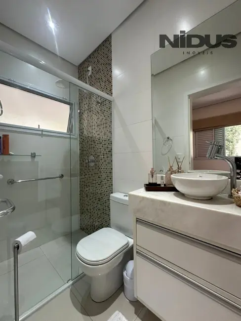 Casa de Condomínio com 3 quartos à venda, 255m2 em Jardim Residencial Mont Blanc, Sorocaba - SP - imagem 8 Foto 8 de Casa de Condomínio com 3 quartos à venda, 255m2 em Jardim Residencial Mont Blanc, Sorocaba - SP