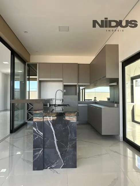 Casa de Condomínio com 3 quartos à venda, 339m2 em Jardim Residencial Chácara Ondina, Sorocaba - SP - imagem 5 Foto 5 de Casa de Condomínio com 3 quartos à venda, 339m2 em Jardim Residencial Chácara Ondina, Sorocaba - SP