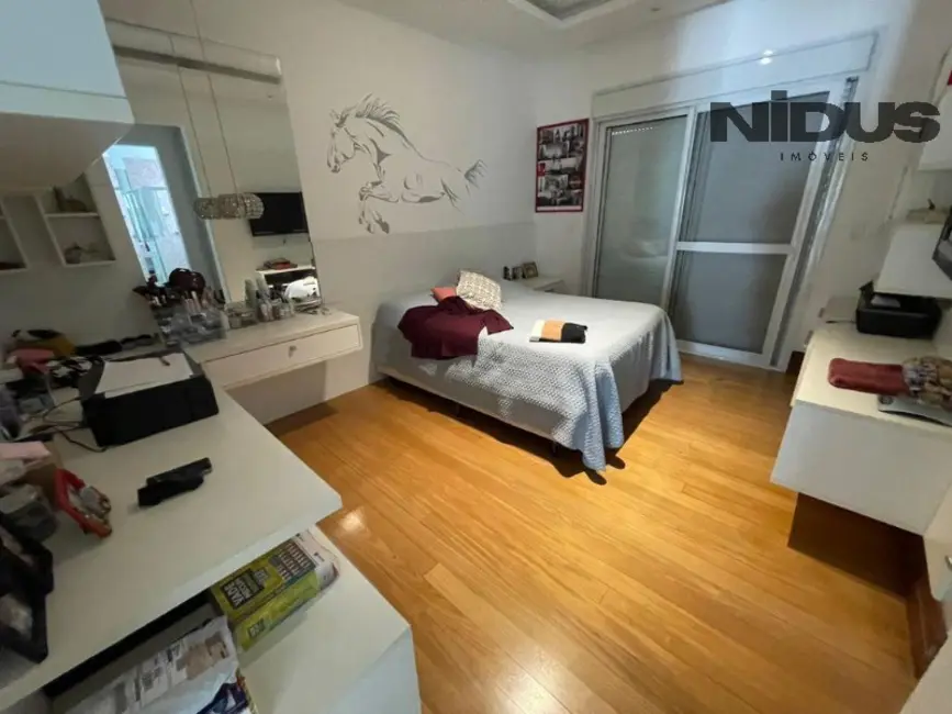 Casa de Condomínio com 3 quartos à venda, 400m2 em Jardim Residencial Tivoli Park, Sorocaba - SP - imagem 9 Foto 9 de Casa de Condomínio com 3 quartos à venda, 400m2 em Jardim Residencial Tivoli Park, Sorocaba - SP