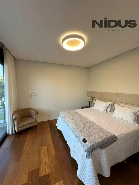 Casa de Condomínio com 3 quartos à venda, 390m2 em Condomínio Residencial Terras de São Lucas, Sorocaba - SP - imagem 8 Foto 8 de Casa de Condomínio com 3 quartos à venda, 390m2 em Condomínio Residencial Terras de São Lucas, Sorocaba - SP