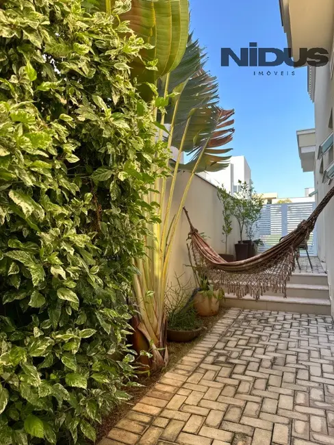 Foto 2 de Casa de Condomínio com 3 quartos à venda, 247m2 em Votorantim - SP