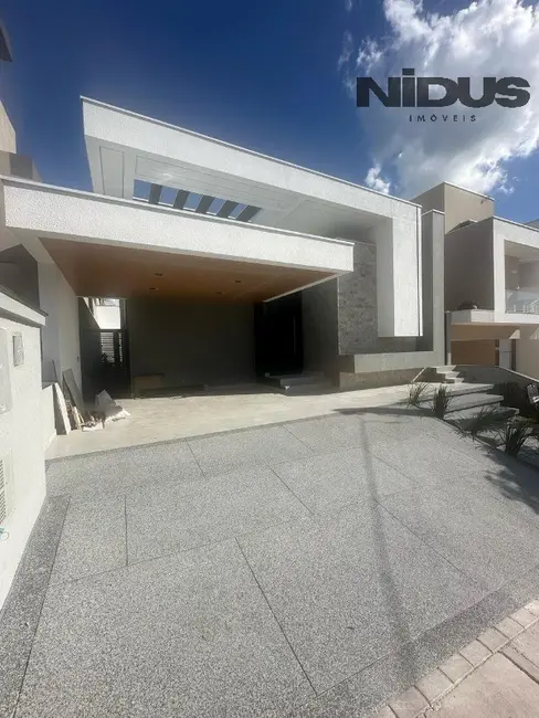 Casa de Condomínio com 3 quartos à venda, 160m2 em Votorantim - SP - imagem 1 Foto 1 de Casa de Condomínio com 3 quartos à venda, 160m2 em Votorantim - SP