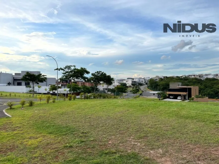 Foto 1 de Terreno / Lote à venda, 615m2 em Votorantim - SP