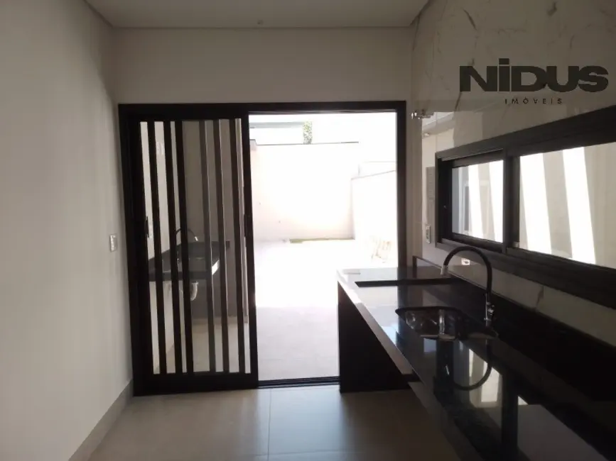 Casa de Condomínio com 3 quartos à venda, 150m2 em Parque Residencial Villa dos Inglezes, Sorocaba - SP - imagem 7 Foto 7 de Casa de Condomínio com 3 quartos à venda, 150m2 em Parque Residencial Villa dos Inglezes, Sorocaba - SP