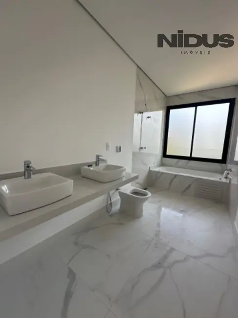 Foto 4 de Casa de Condomínio com 4 quartos à venda, 232m2 em Votorantim - SP