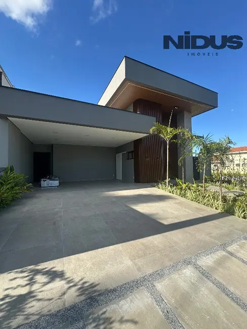 Casa de Condomínio com 3 quartos à venda, 283m2 em Sorocaba - SP - imagem 2 Foto 2 de Casa de Condomínio com 3 quartos à venda, 283m2 em Sorocaba - SP