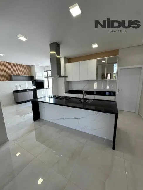 Casa de Condomínio com 3 quartos à venda, 164m2 em Sorocaba - SP - imagem 5 Foto 5 de Casa de Condomínio com 3 quartos à venda, 164m2 em Sorocaba - SP