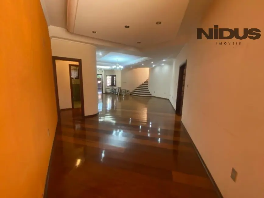 Casa com 3 quartos à venda e para alugar, 486m2 em Jardim América, Sorocaba - SP - imagem 3 Foto 3 de Casa com 3 quartos à venda e para alugar, 486m2 em Jardim América, Sorocaba - SP