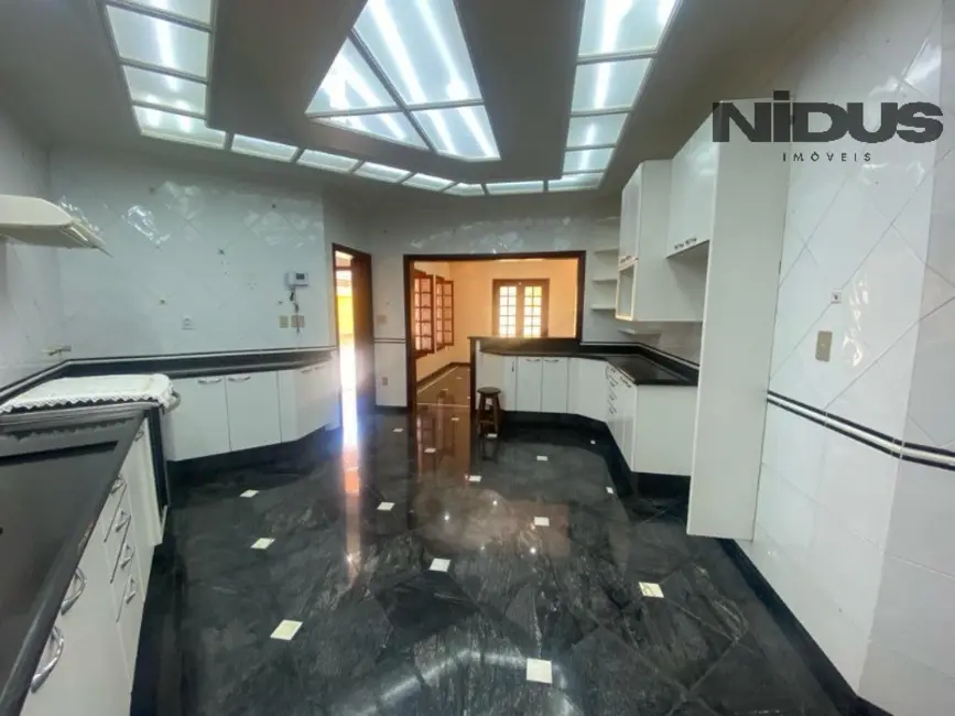 Casa com 3 quartos à venda e para alugar, 486m2 em Jardim América, Sorocaba - SP - imagem 7 Foto 7 de Casa com 3 quartos à venda e para alugar, 486m2 em Jardim América, Sorocaba - SP